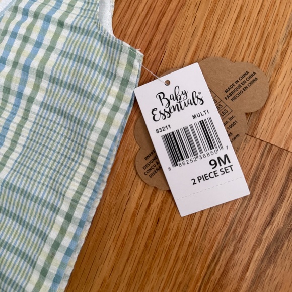 Baby Essentials Baby Boy Easter One Piece Outfit & Matching Hat w/Chin Strap - Picture 3 of 8